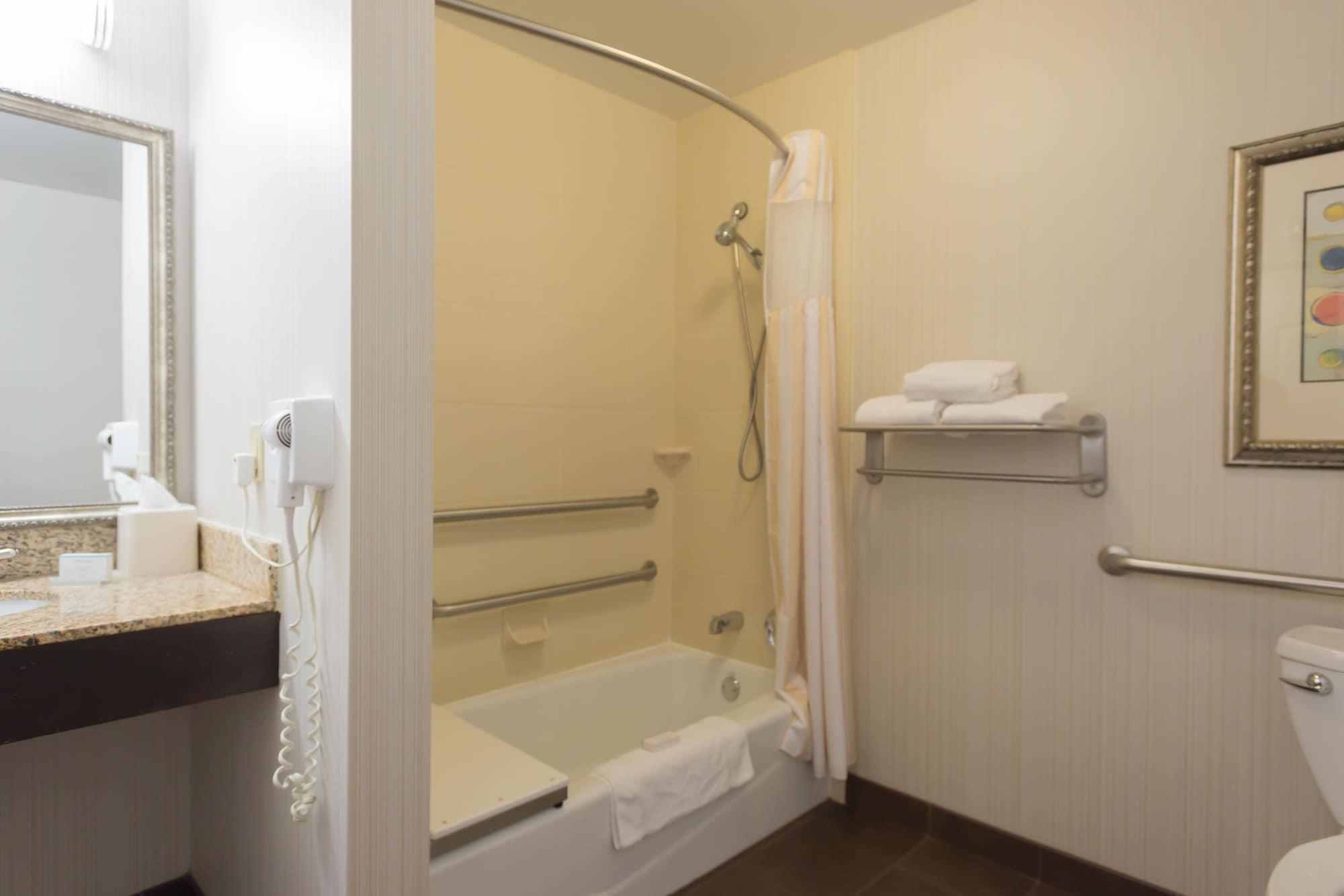 Hilton Garden Inn Merrillville Bagian luar foto