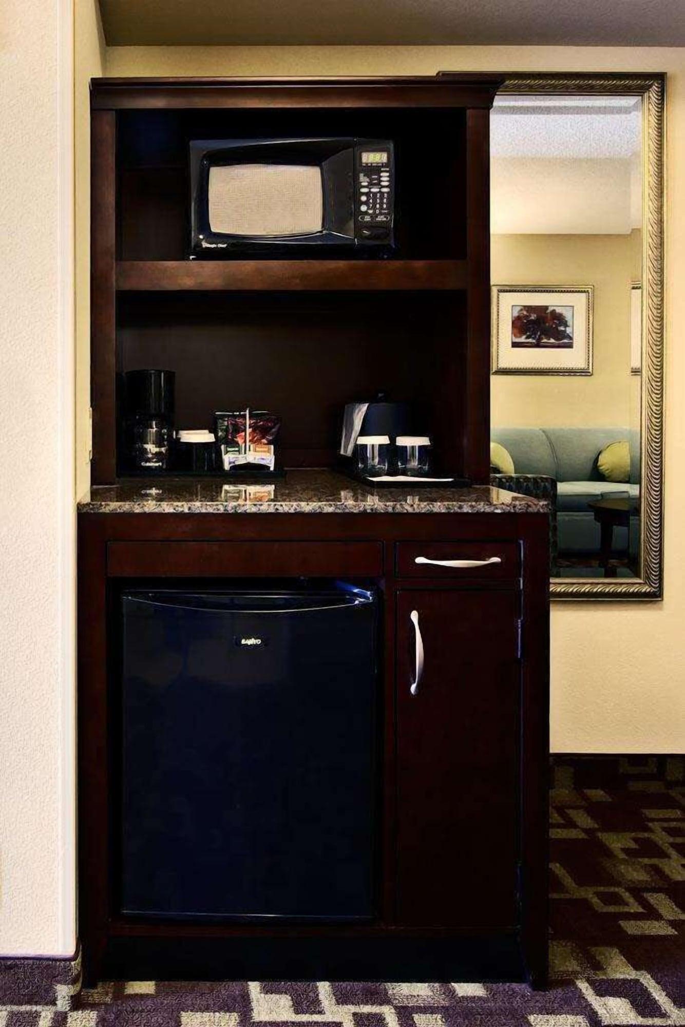 Hilton Garden Inn Merrillville Bagian luar foto