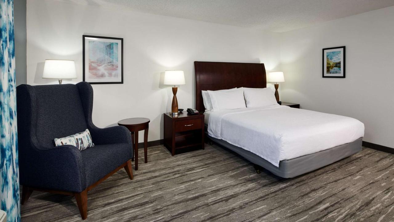 Hilton Garden Inn Merrillville Bagian luar foto