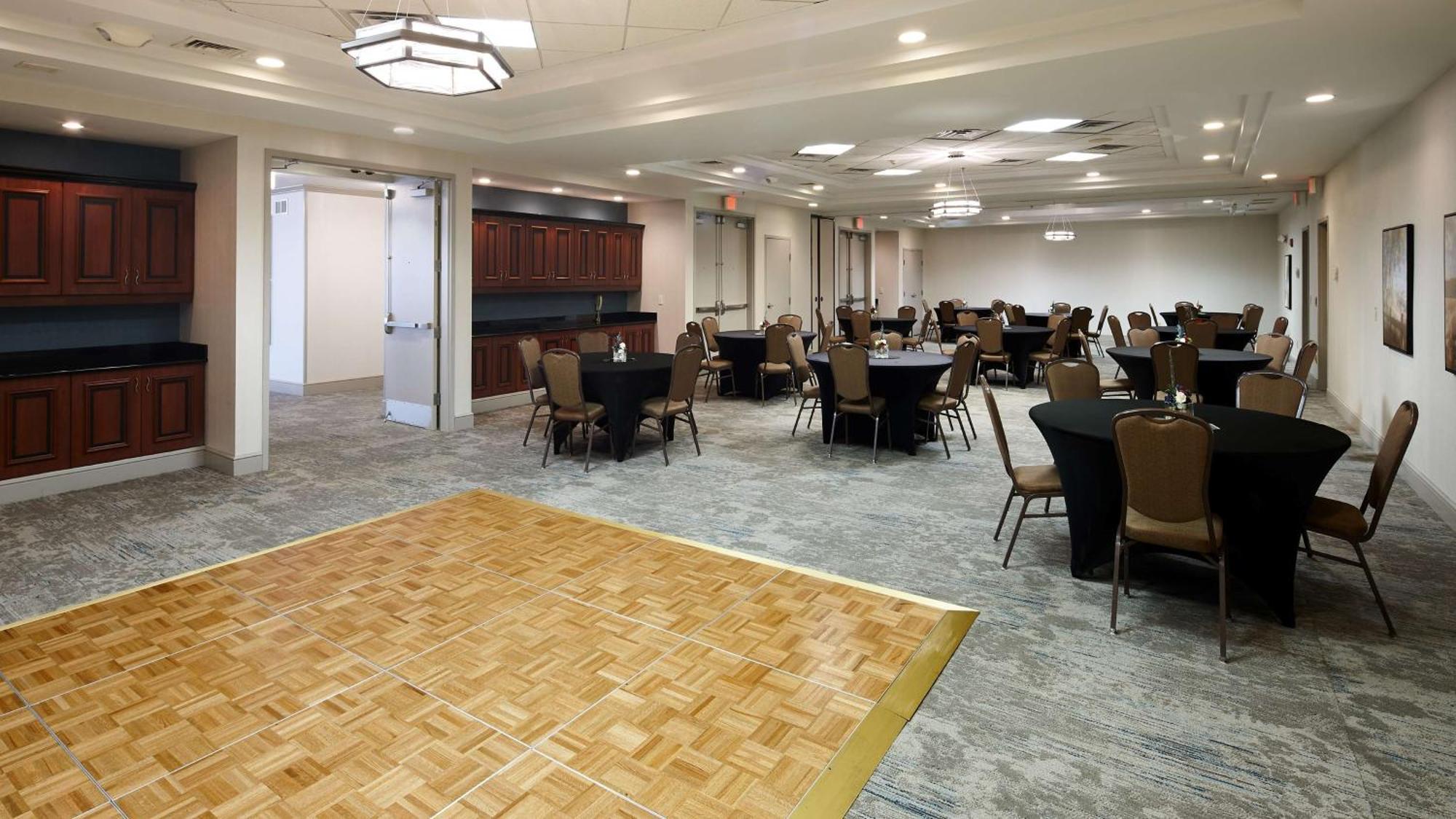Hilton Garden Inn Merrillville Bagian luar foto