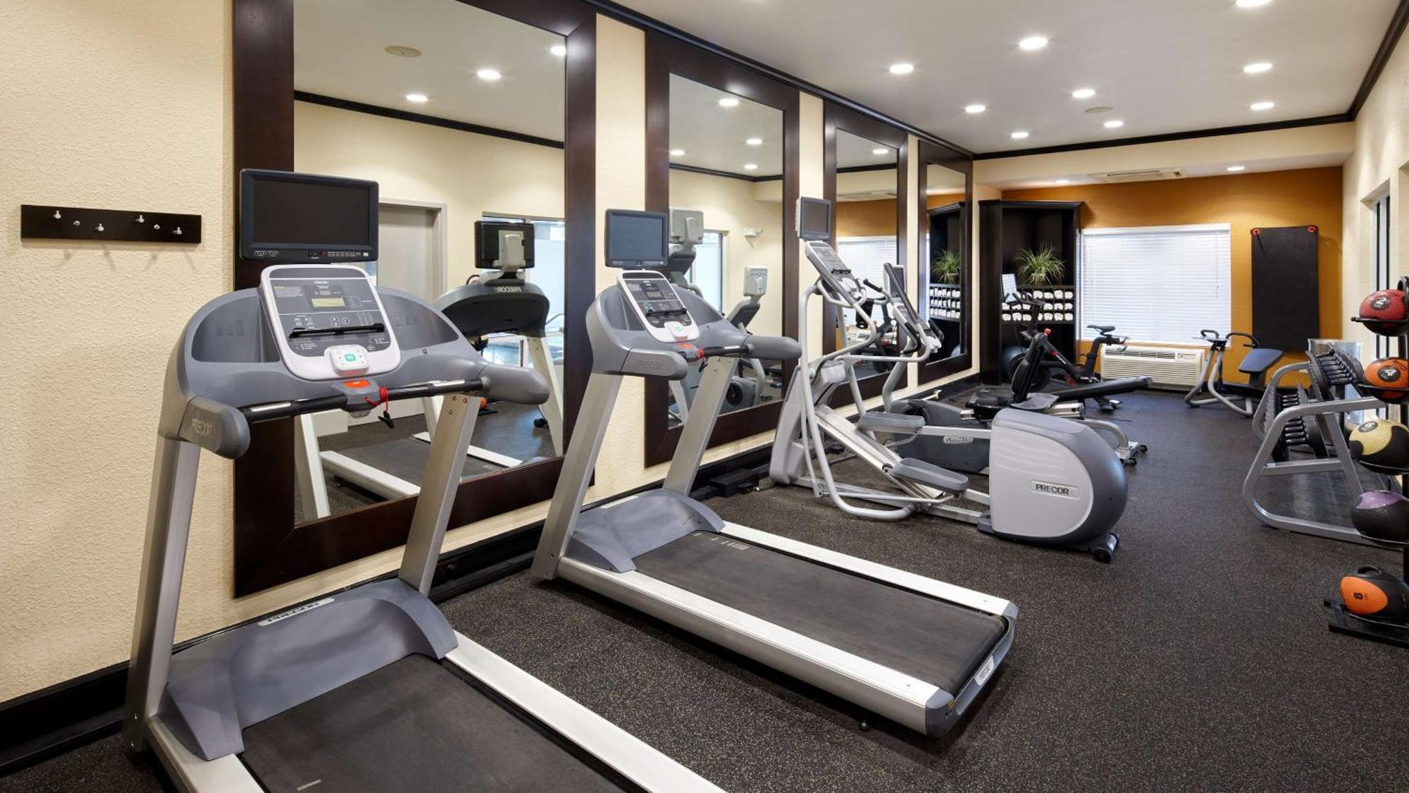 Hilton Garden Inn Merrillville Bagian luar foto