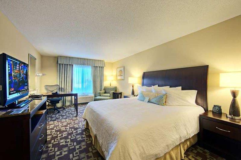 Hilton Garden Inn Merrillville Bagian luar foto